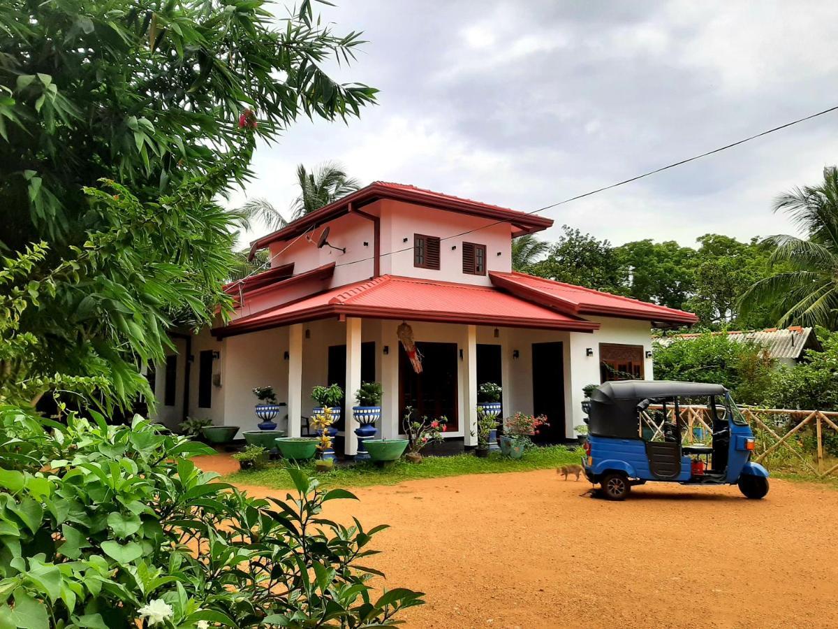 Udara Guest - Yala Safari Villa Eksteriør billede